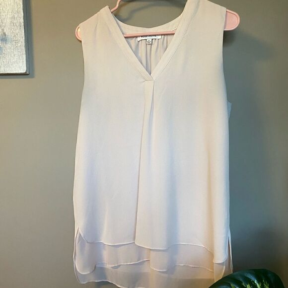 Rose + Olive Medium Blush Sleeveless Blouse - Picture 1 of 4